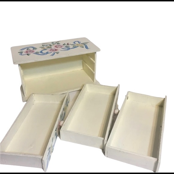 Vintage Mini Dresser Wooden Jewelry Box! - Picture 4 of 8